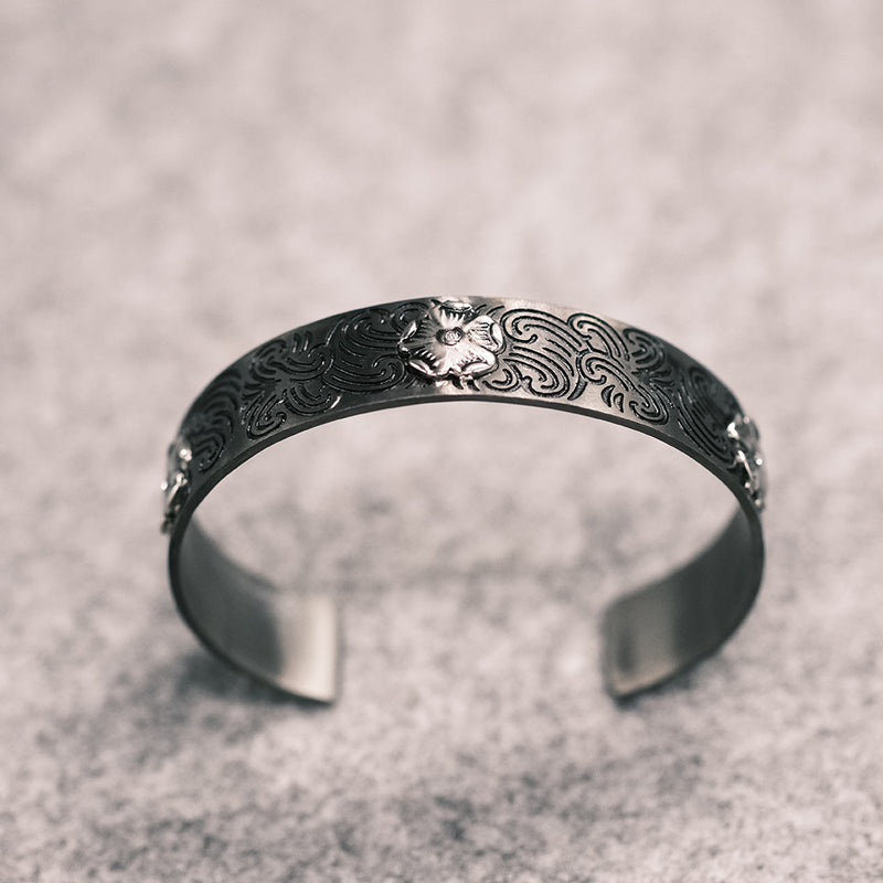 Flower Silver Black Bangle L