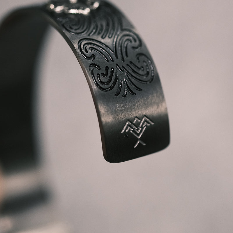 Flower Silver Black Bangle L