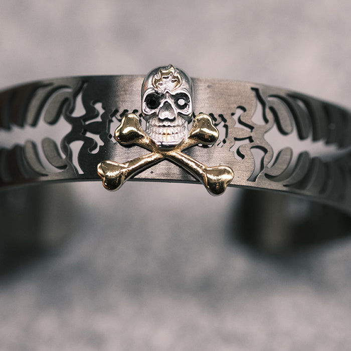 Skull Black L Bangle